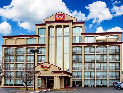 Red Roof Inn PLUS+ Wichita East