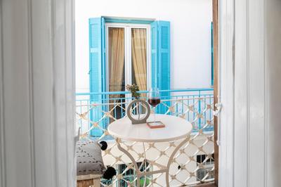 Casa Blue Old Port, Philian Collection