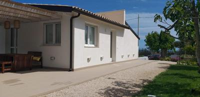 VILLA FEDERICA CON PISCINA/WITH POOL
