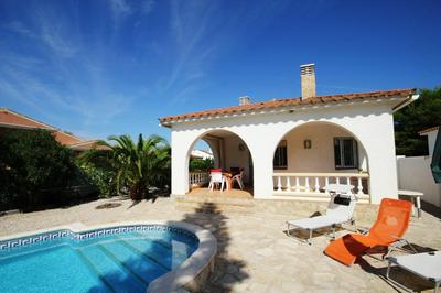 Riumar "Cologne", 300m to beach, private pool, On-Site-Service, dog beach