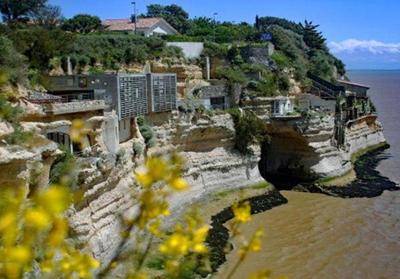 Le Crist'Al, hôtel familial, climatisé, en front de mer