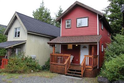 Cozy 2 Bedroom Waterfront Cottage With Hot Tub!