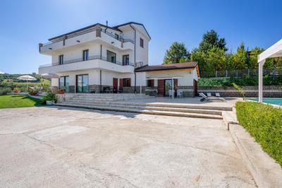 Villa Santoro ai TRE Ulivi con Piscina Privata