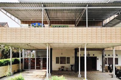 Pertiwi Homestay Near Museum Angkut Batu Mitra RedDoorz