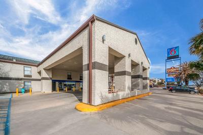 Studio 6 Laredo, Tx - North I-35