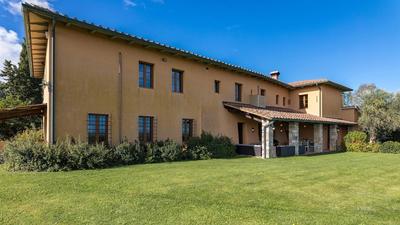 VILLA IL FORAMASSO 10&2, Emma Villas