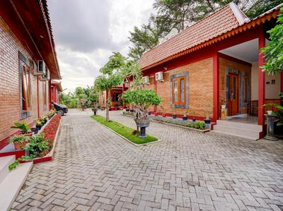 Collection O 90265 Cempoko Mulyo Homestay Syariah