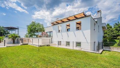 Villa Pedena by Villas Holiday