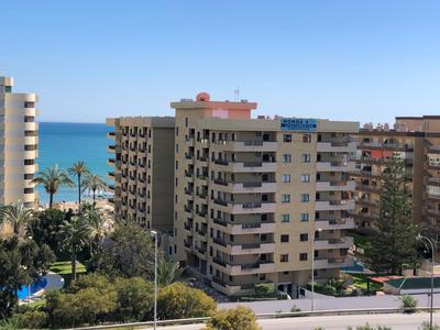 Beachfront apartment in Fuengirola NEW