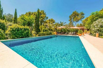 Villa Es Refugi by Sealand Villas