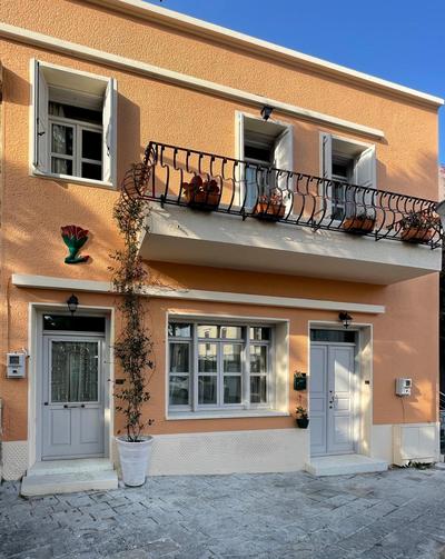 Casa Emiliana