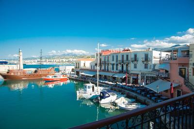 Porto Enetiko Suites