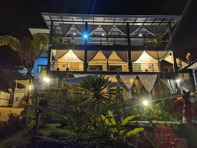 บ้านภูคำฟ้า ดอยปู่ไข่ Baan Phu Kham Fah