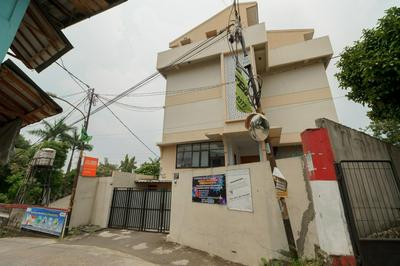 KoolKost Syariah near Kampus Utama Universitas Budi Luhur