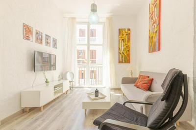 Beautiful flat with balcony and wifi in Málaga Center