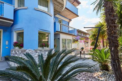 Villa Azzurra Depandance con piscina