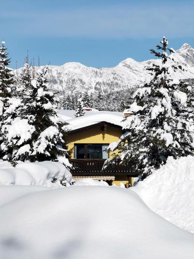 The Seefeld Retreat - Central Family Friendly Apartments - Mountain Views