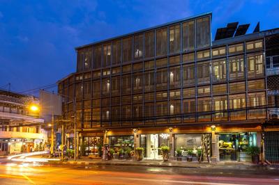 The Bridge An Eclectic Luxotel