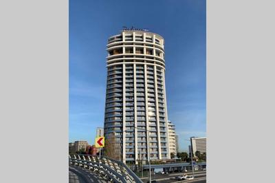 Lux 2 Room Suite Apartment With Seaview In Center