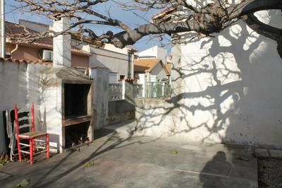 Maison indépendante avec jardin cloturé à 150m de la plage