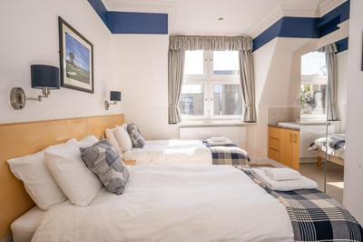 Lorimer House 2