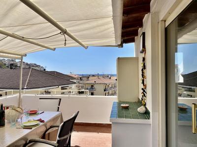 holidaycasa Robert - Attico vista mare