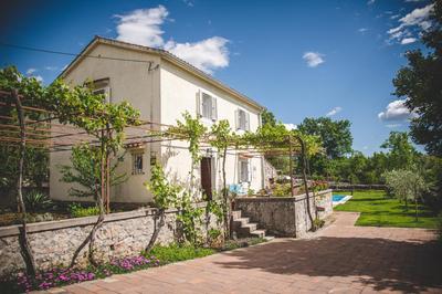 Village Villa „ M „