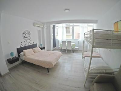 Mesonhomes Suites Center - Stay & Work