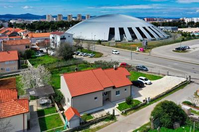 Apartman Lili sa privatnim parkingom