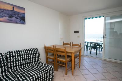 N033 - Numana, bilocale con meraviglioso terrazzo sul mare
