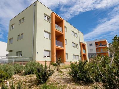 Apartman No 12