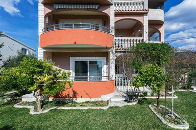 Kastela Agneza Apartment (2+1) near SplitAirport