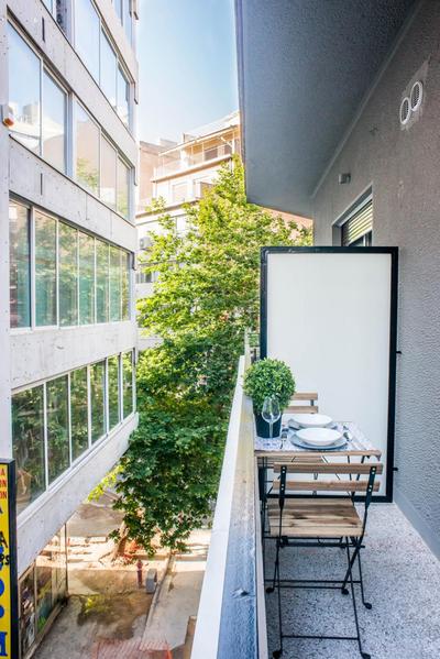 A25 Pristine & Sunny flat with balcony at downtown Athens