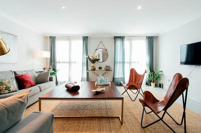 Impressive apartment next to The Cathedral