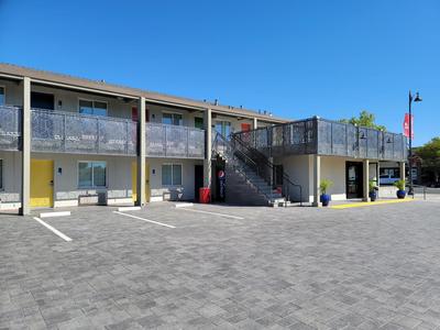 Signature Inn Santa Clara main