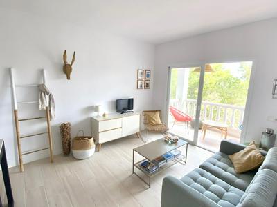 Appartement NoBe Es Pujols proche plage, vue mer