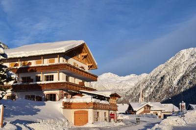 Penserhof - Alpine Hotel & Restaurant
