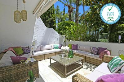 Marbella Real - Stylish 2 Bedroom Apartment by Finest Rentals