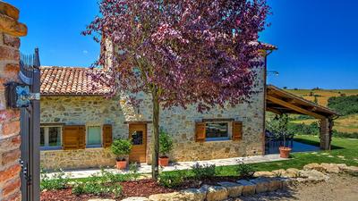 CASALE DEI GELSOMINI 8, Emma Villas