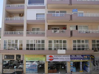Porto Plaza City Center Apartment AC/Wifi