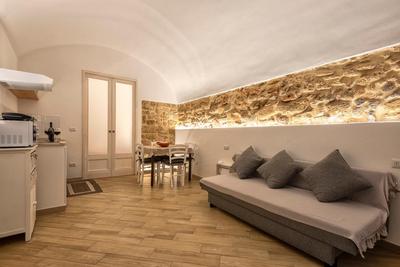 Dentro le mura