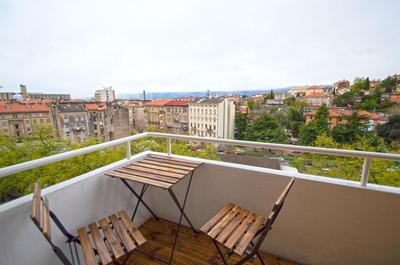 Balcony 4 bedroom apartment by Book-Rijeka