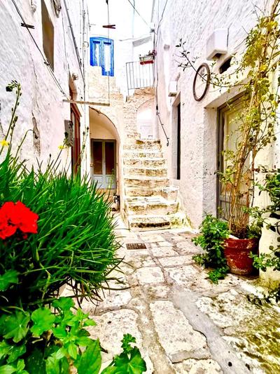WHITE STONE- La nicchia