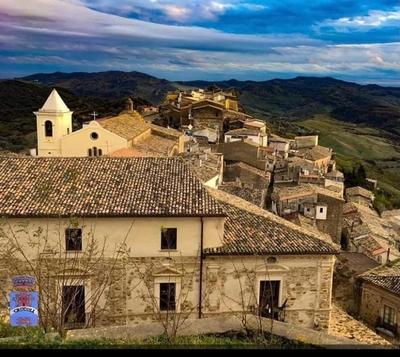 Le case nel borgo Crucoli