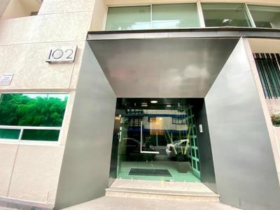 Happy Little Chicago WTC