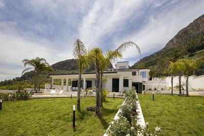 Kafara Resort- Villas and Pool by Lisca Bianca Rental