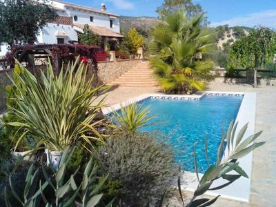 Spacious villa with pool in Priego de Córdoba - 350 m²