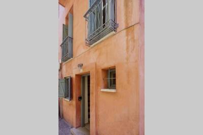 Character House in the Heart of Chania Old town