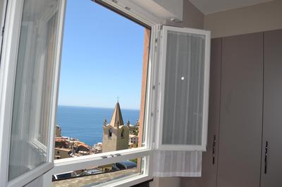Suite 5 Terre-Sea View