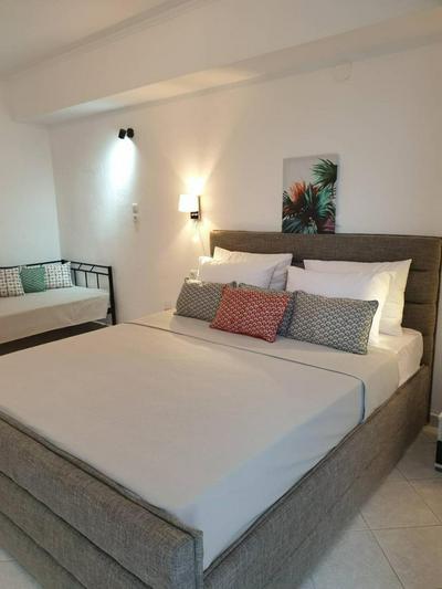 V-Suites